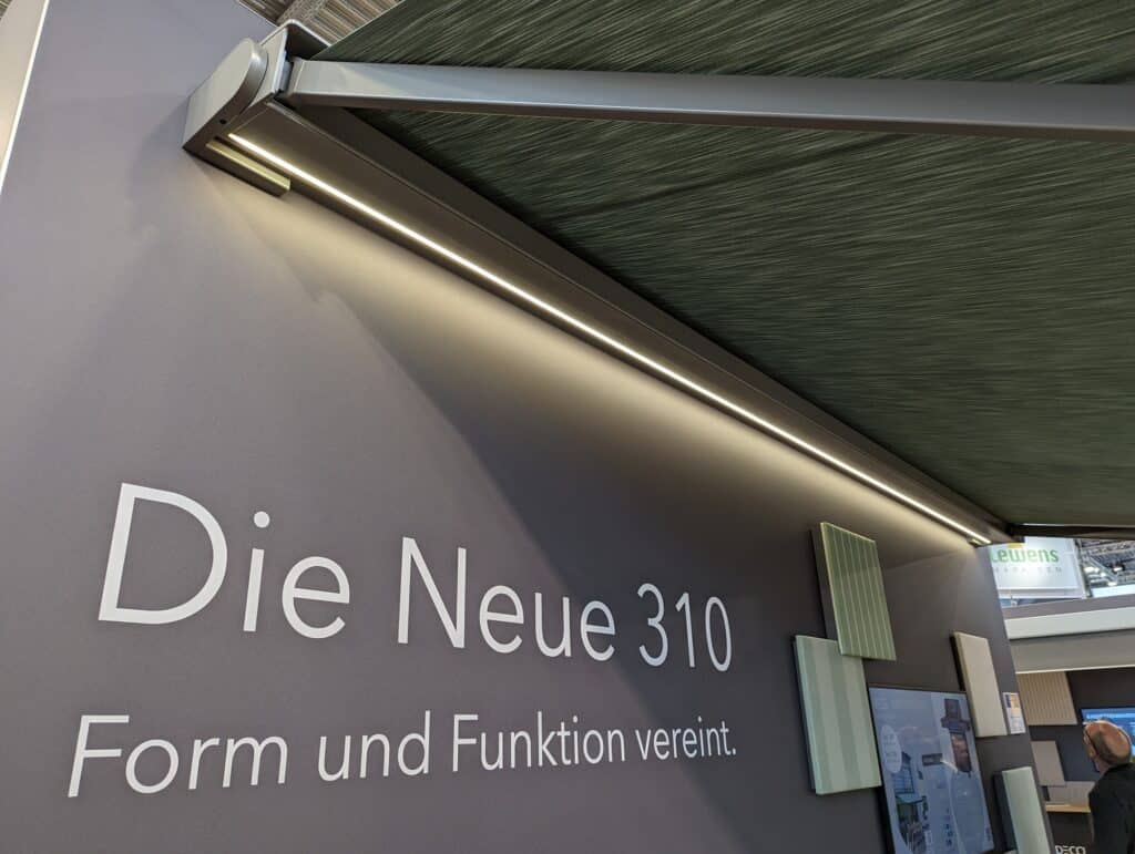 Vollkassettenmarkise_auf_mass